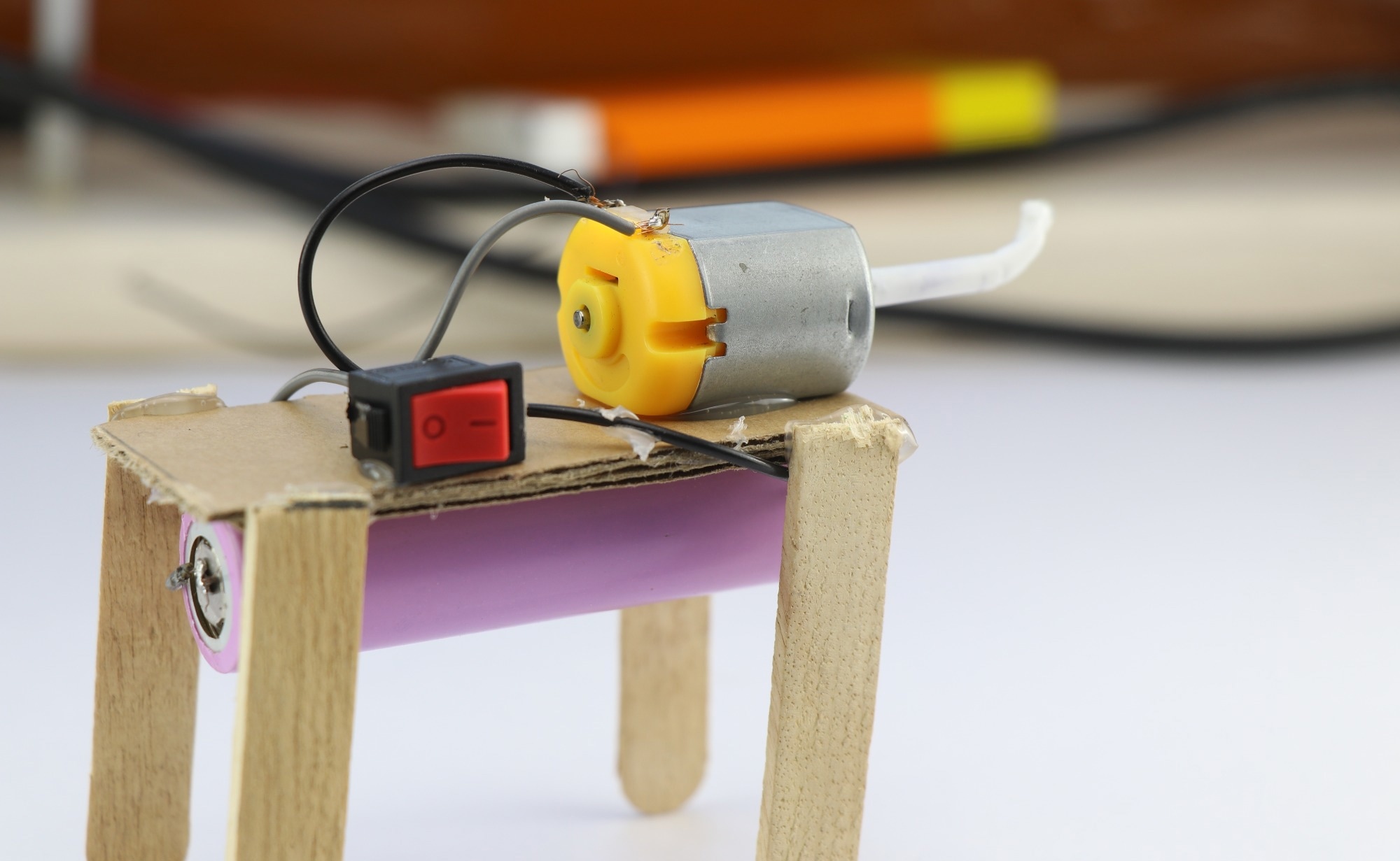 Study: Reinforcement Learning Empowers Autonomous 3D Positional Control of Magnetic Microrobots. Image credit: Pixel Enforcer/Shutterstock
