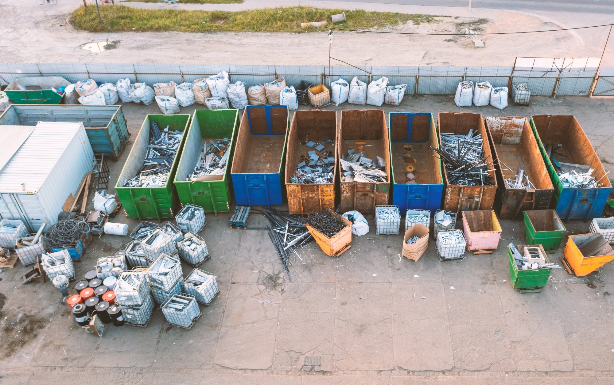 Study: Revolutionizing Construction Waste Sorting: A Machine Vision Approach. Image credit: Vladyslav Horoshevych/Shutterstock