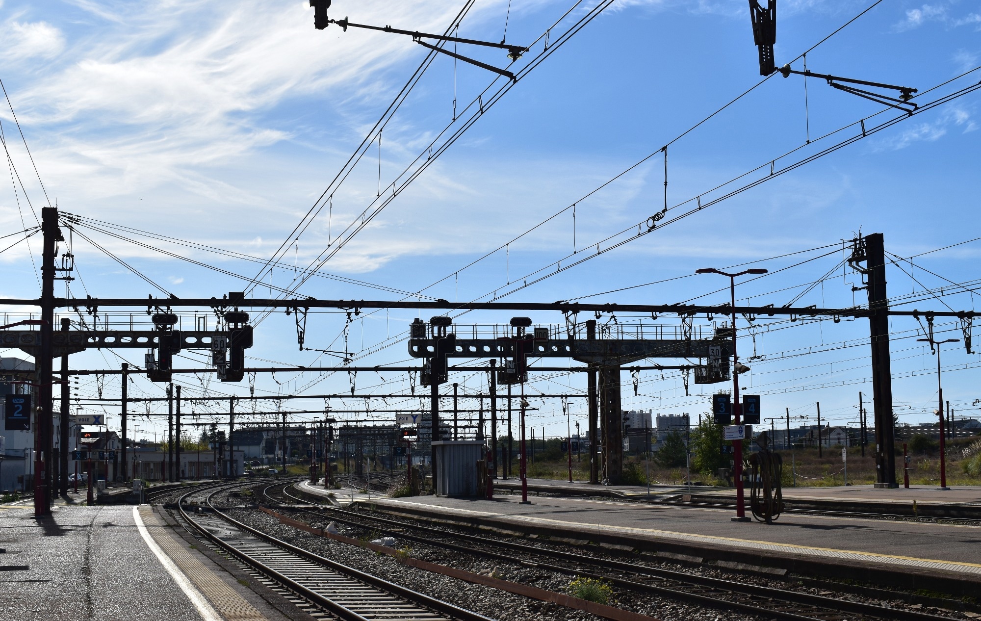 Study: Enhancing Railroad Safety: RailFOD23 Dataset for Foreign Object Detection.  Image credit: Chris worldwide/Shutterstock