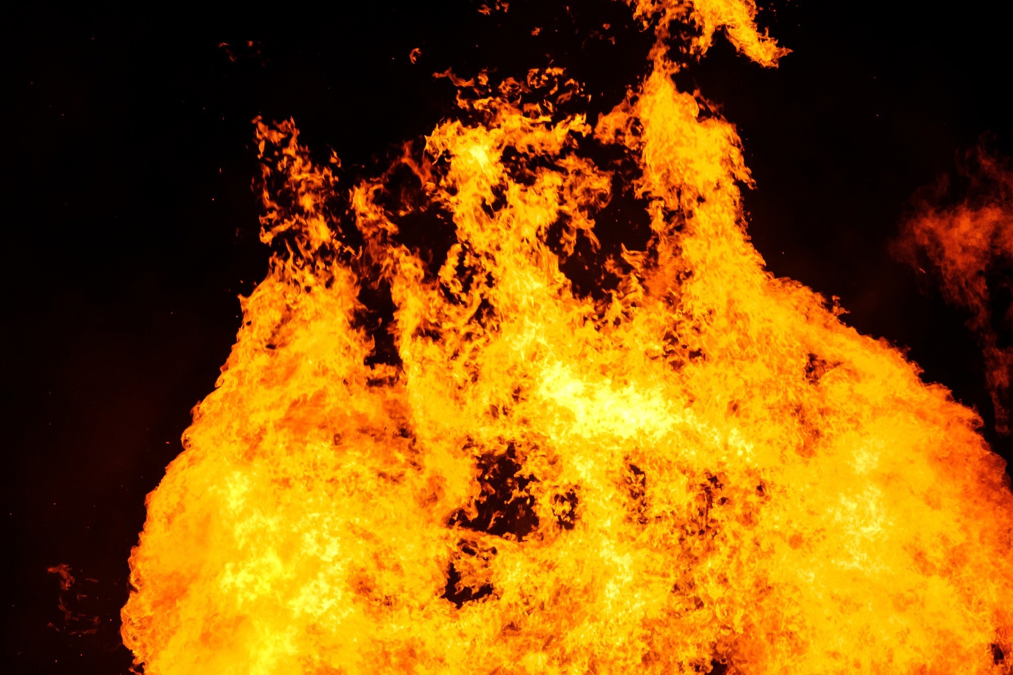 Study: Swift Mine Fire Response: Neural Networks Transform Emergency Decision-Making. Image credit: Anton Gvozdikov/Shutterstock