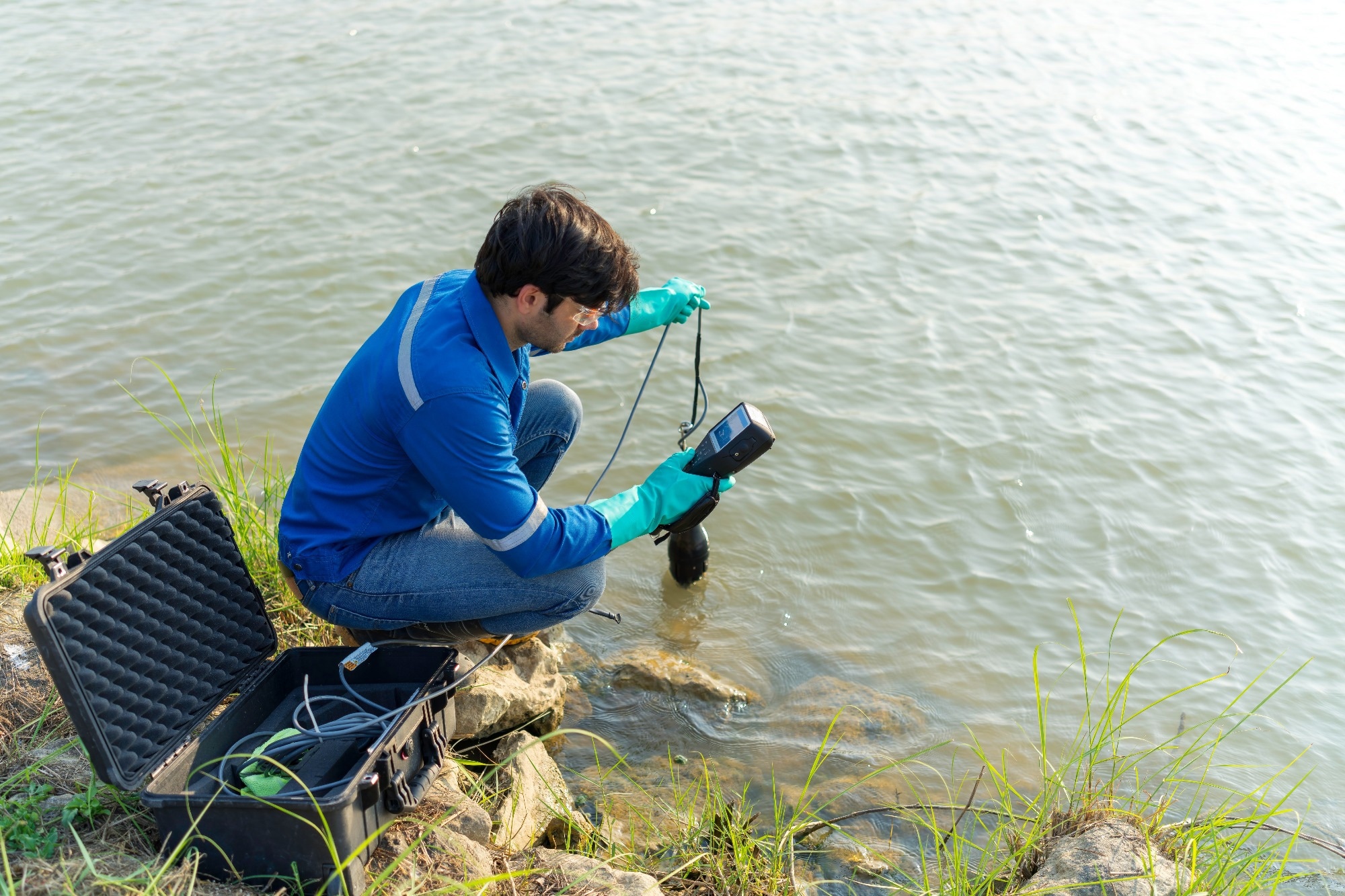 Study: Real-time Water Quality Monitoring and Prediction System using IoT and Cloud Computing. Image credit: Chatchawal Phumkaew/Shutterstock