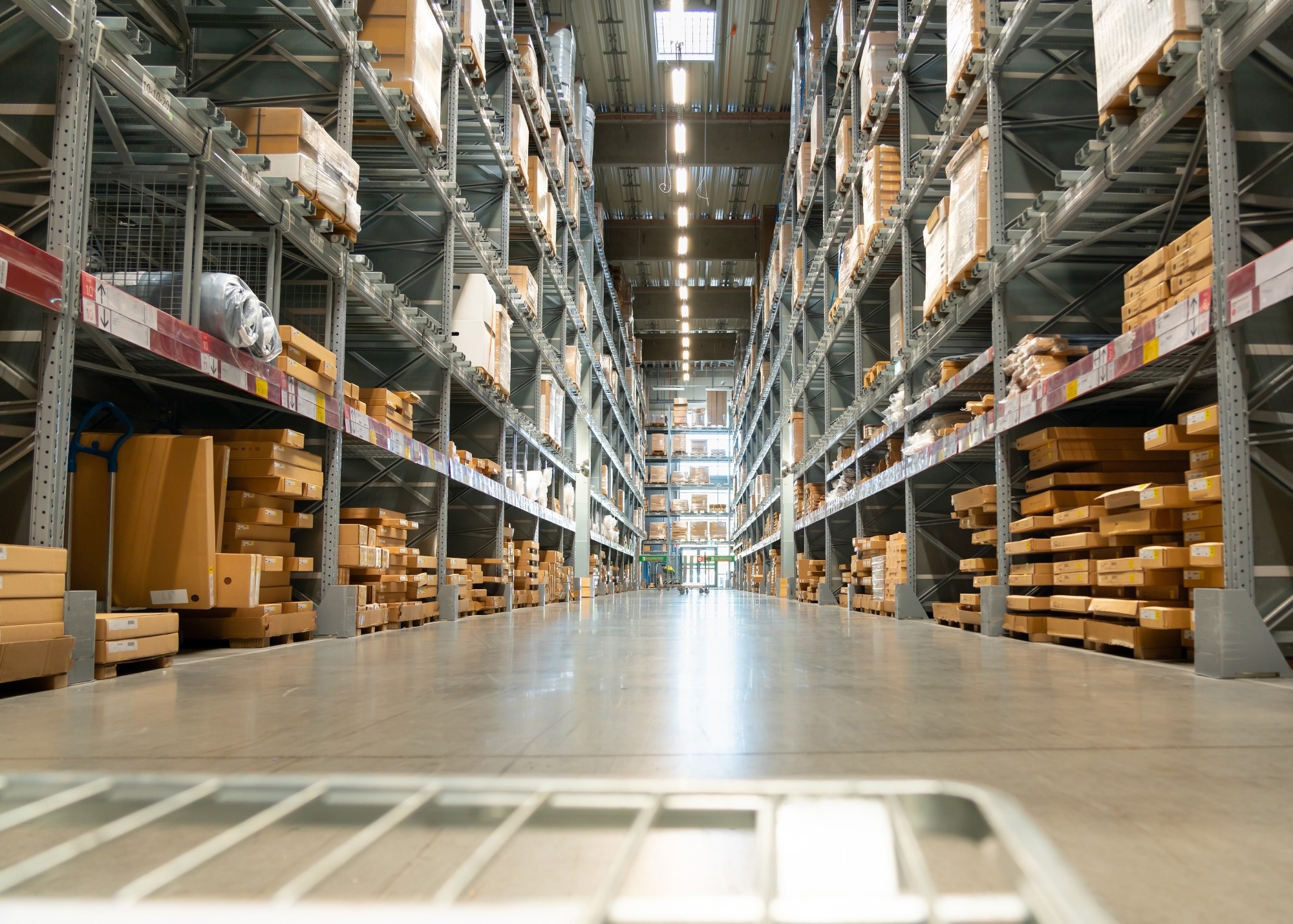 Study: AI Framework Optimizes Warehouse Layouts. Image Credit: sdf_qwe/Shutterstock.com