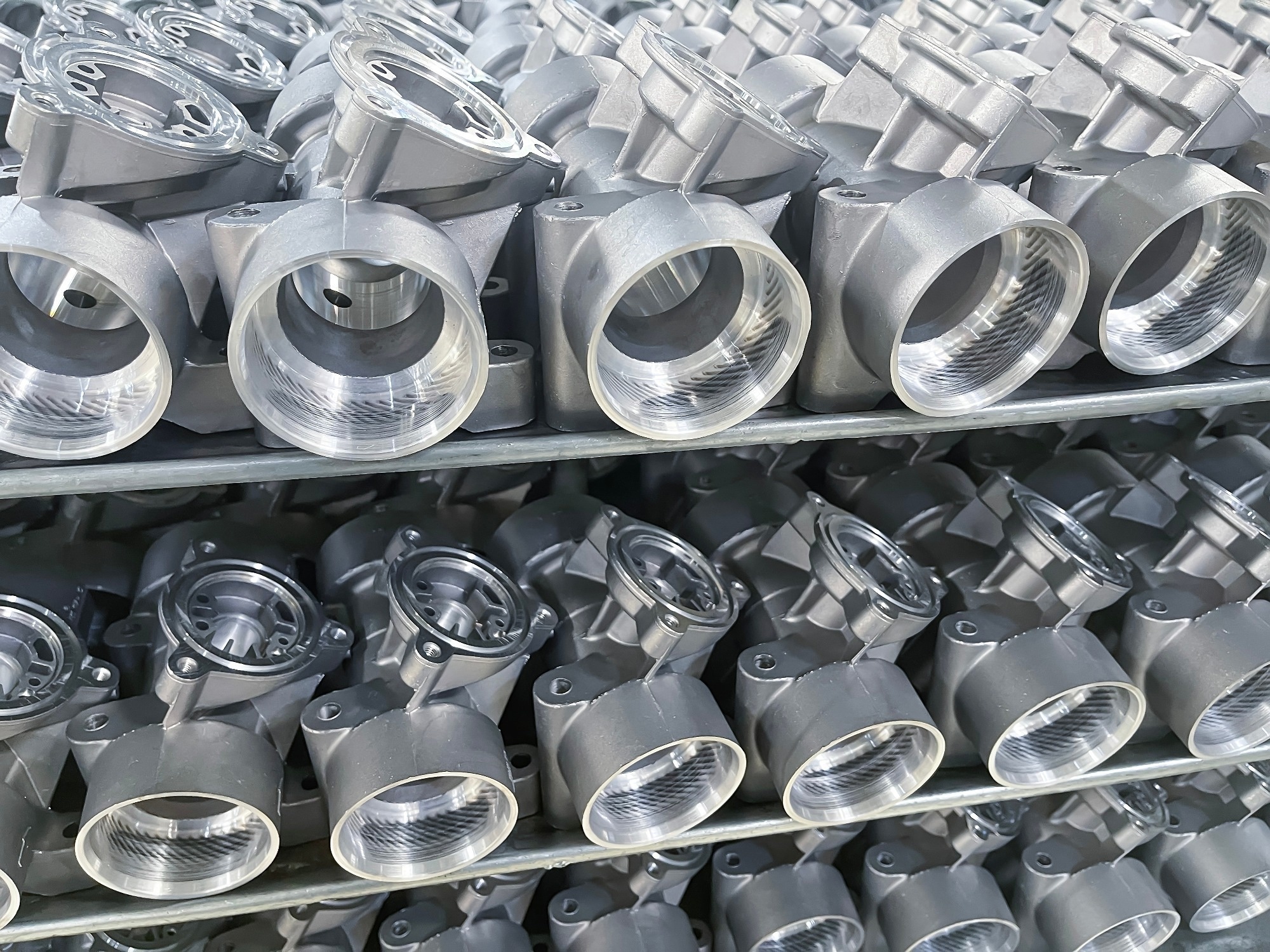 Research: Quality prediction of semi-solid die casting of aluminum alloy in terms of machine learning. Image Credit: Javier Ruiz / Shutterstock