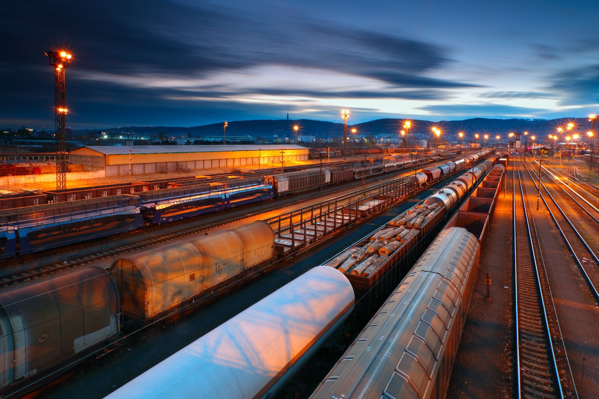 Study: Intelligible Forecasting of Transportation Capacity Risk in Rail Transit Using Bayesian Networks. Image credit: TTstudio/Shutterstock