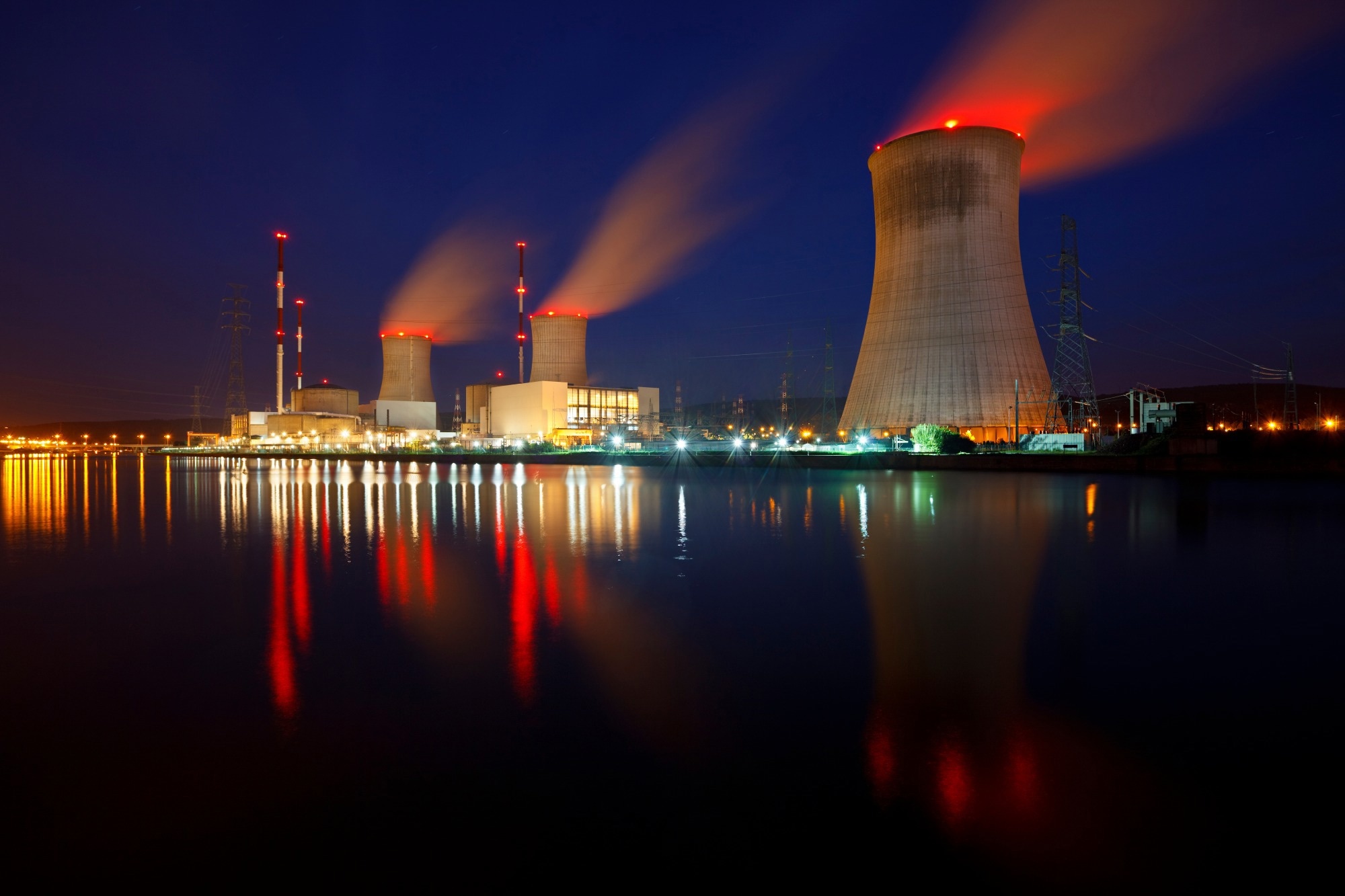 Research: Virtual sensing-enabled digital twin framework for real-time monitoring of nuclear systems leveraging deep neural operators. Image Credit: IndustryAndTravel / Shutterstock