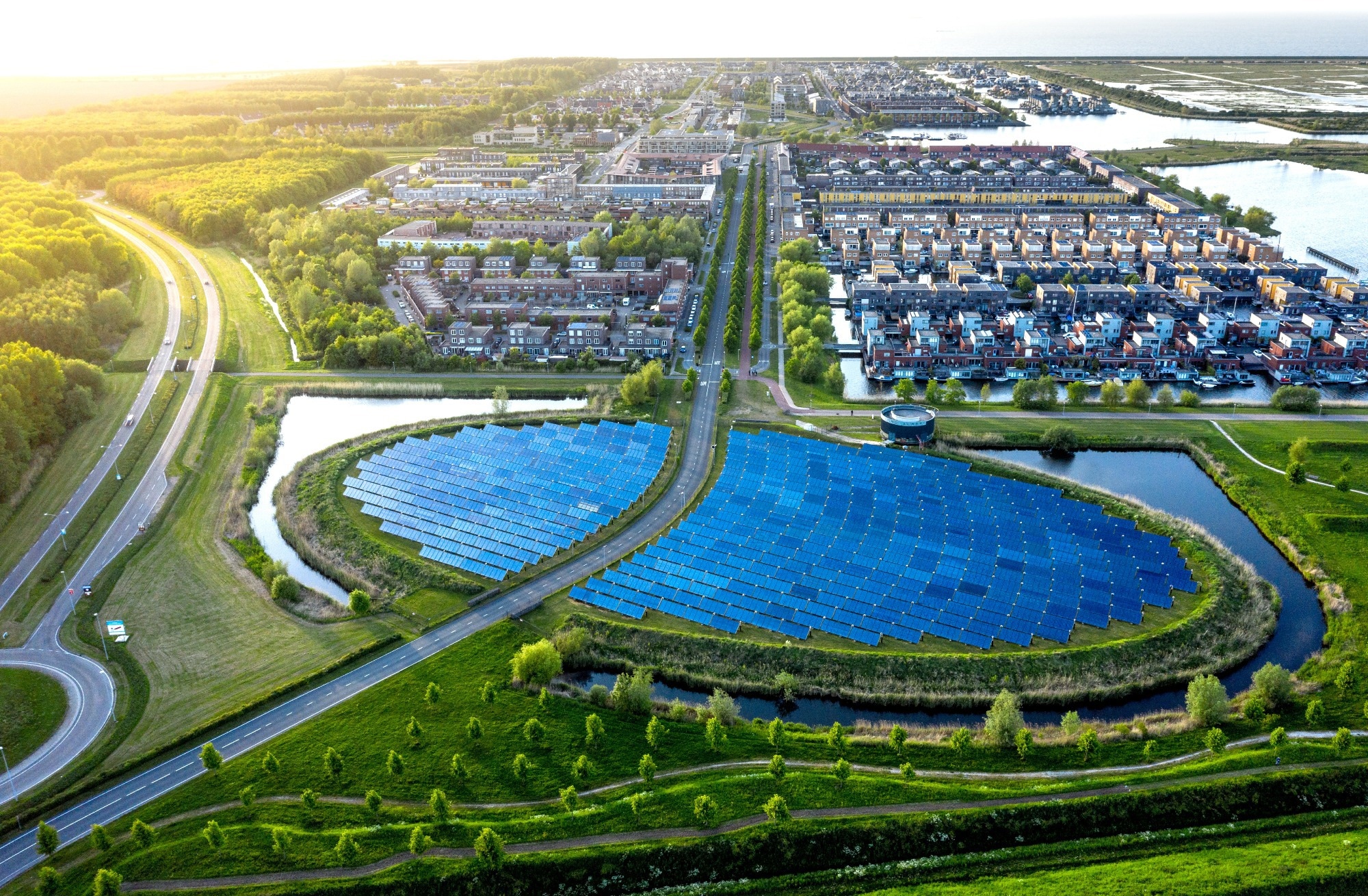 Study: Transforming Construction and Communities: AI and ML for Sustainable Development.  Image credit: Pavlo Glazkov/Shutterstock