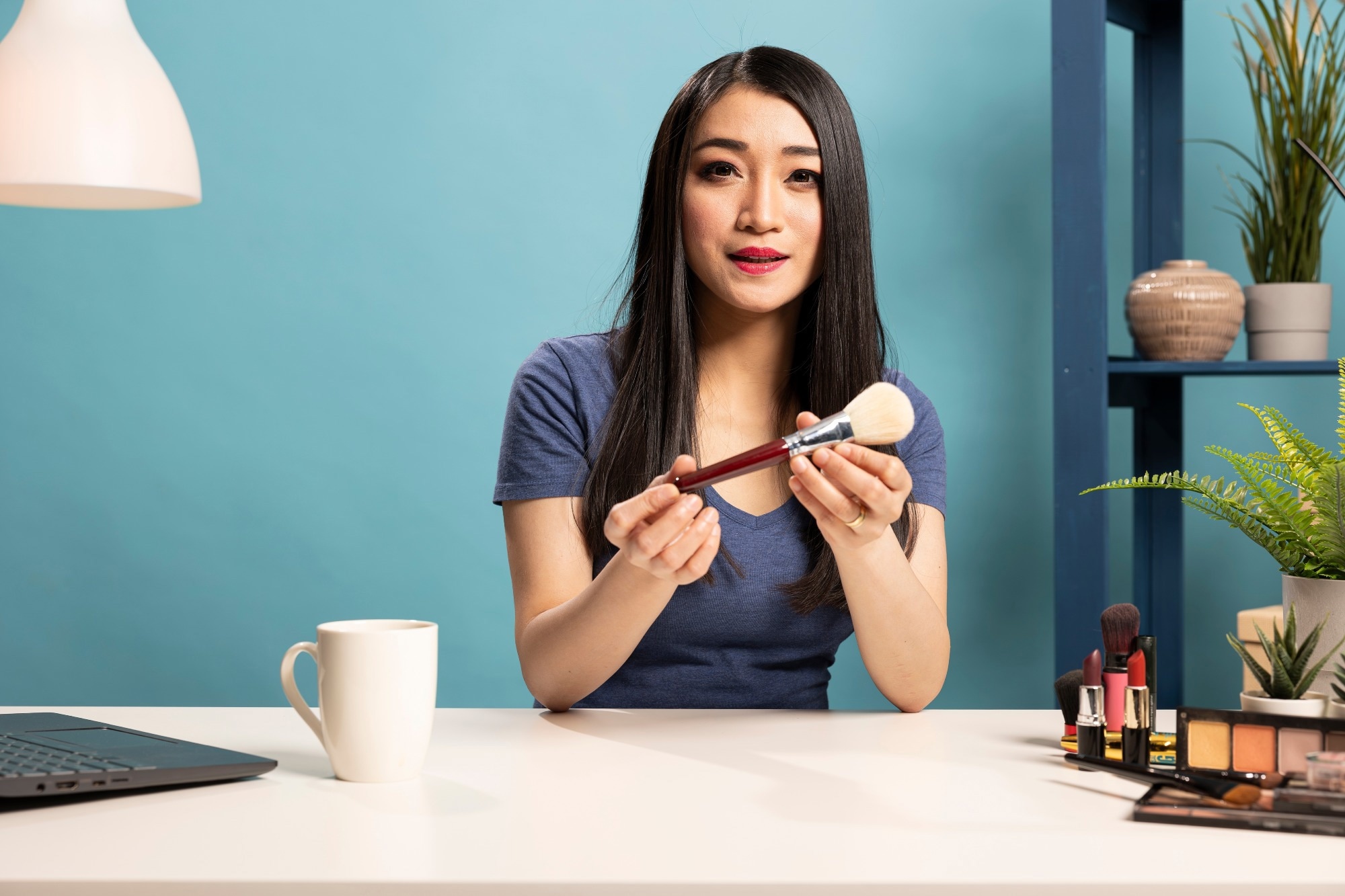 Research: Artificial Intelligence-Powered Digital Streamers in Online Retail: Empirical Insights and Design Strategies from Experiments. Image Credit: DC Studio / Shutterstock