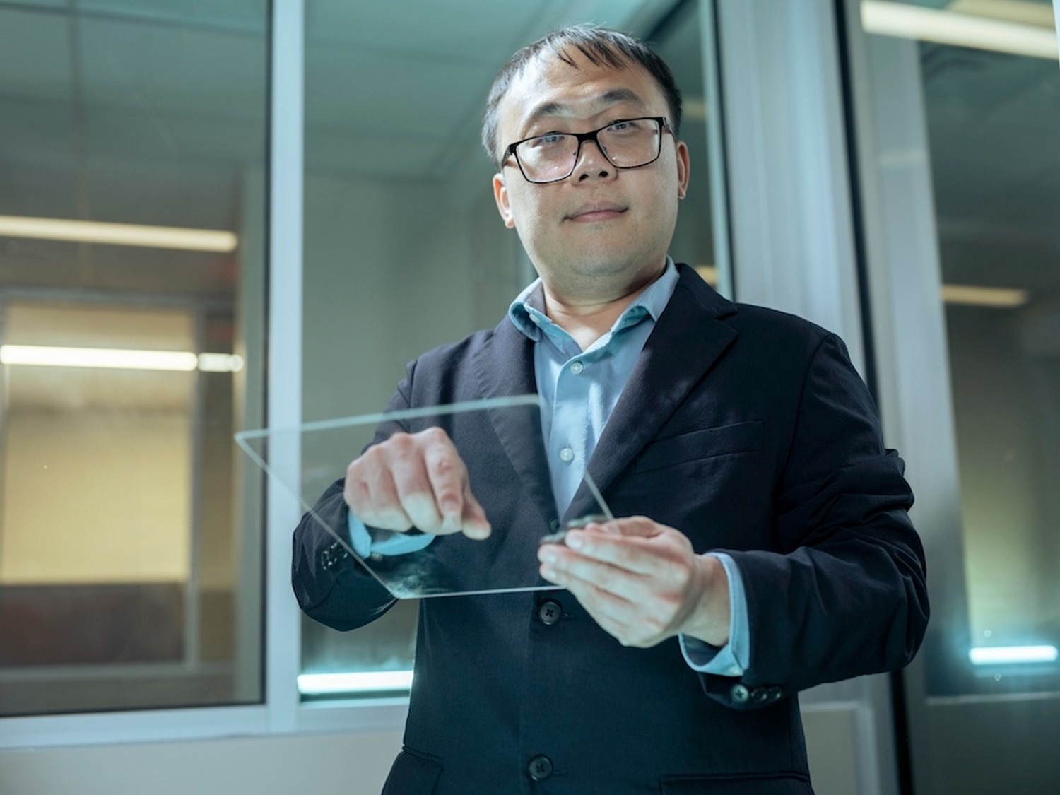 Assistant professor in Kennesaw State’s College of Computing and Software Engineering, Bobin Deng
