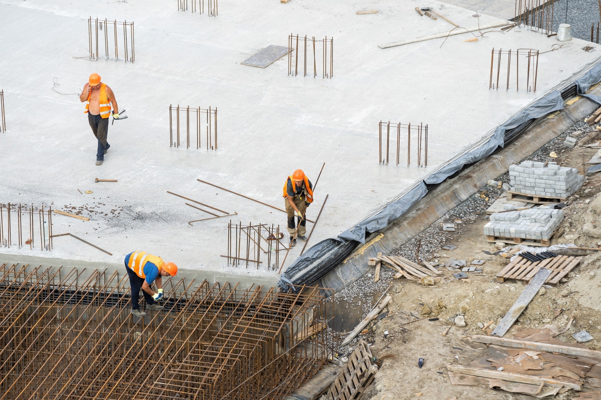 Research: Integrated ground penetrating radar and deep learning approach for rebar diameter classification in concrete elements. Image Credit: Andrew Angelov / Shutterstock