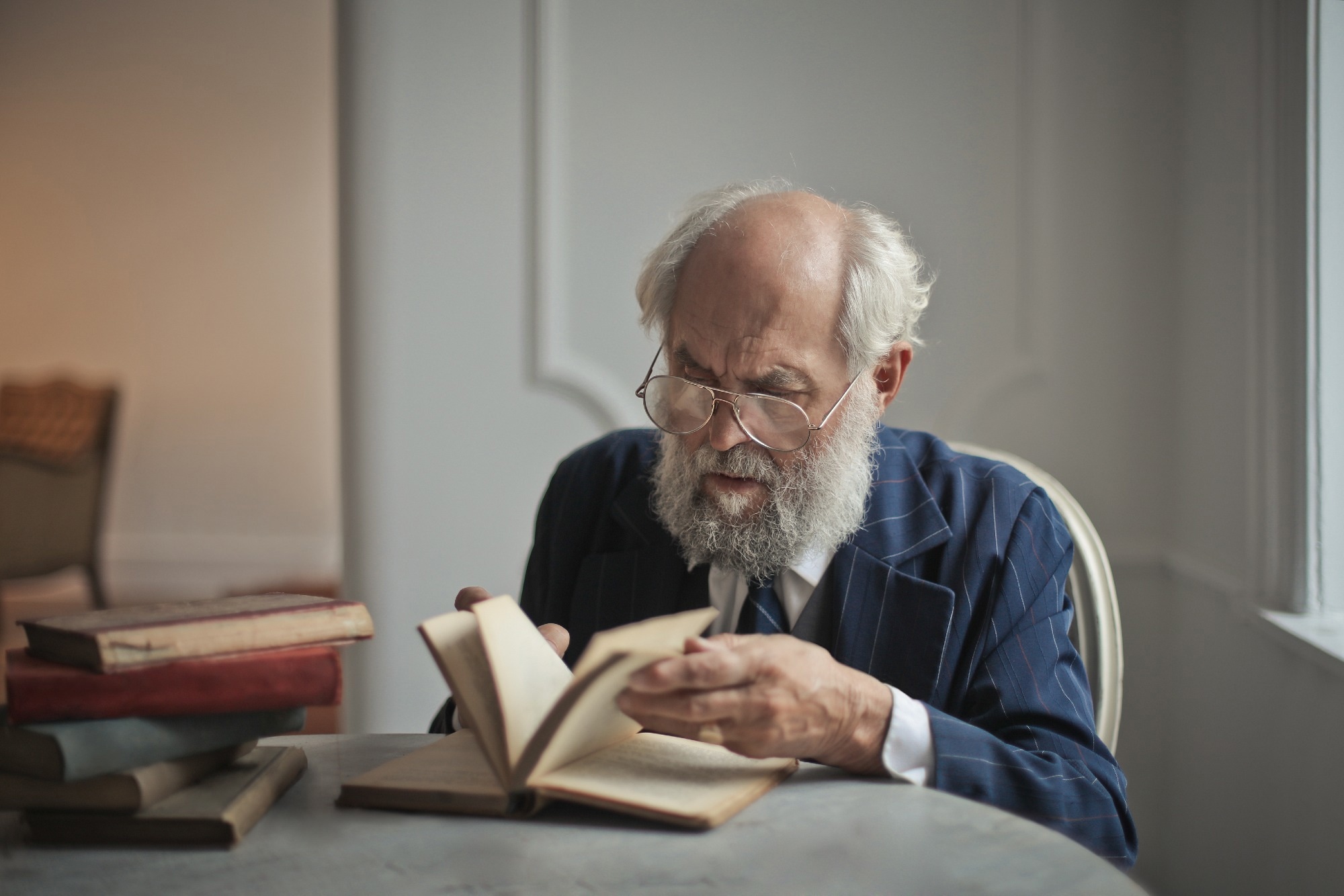 Research: Fragments, not prompts: five principles for writing history in the age of AI. Image Credit: Ollyy / Shutterstock