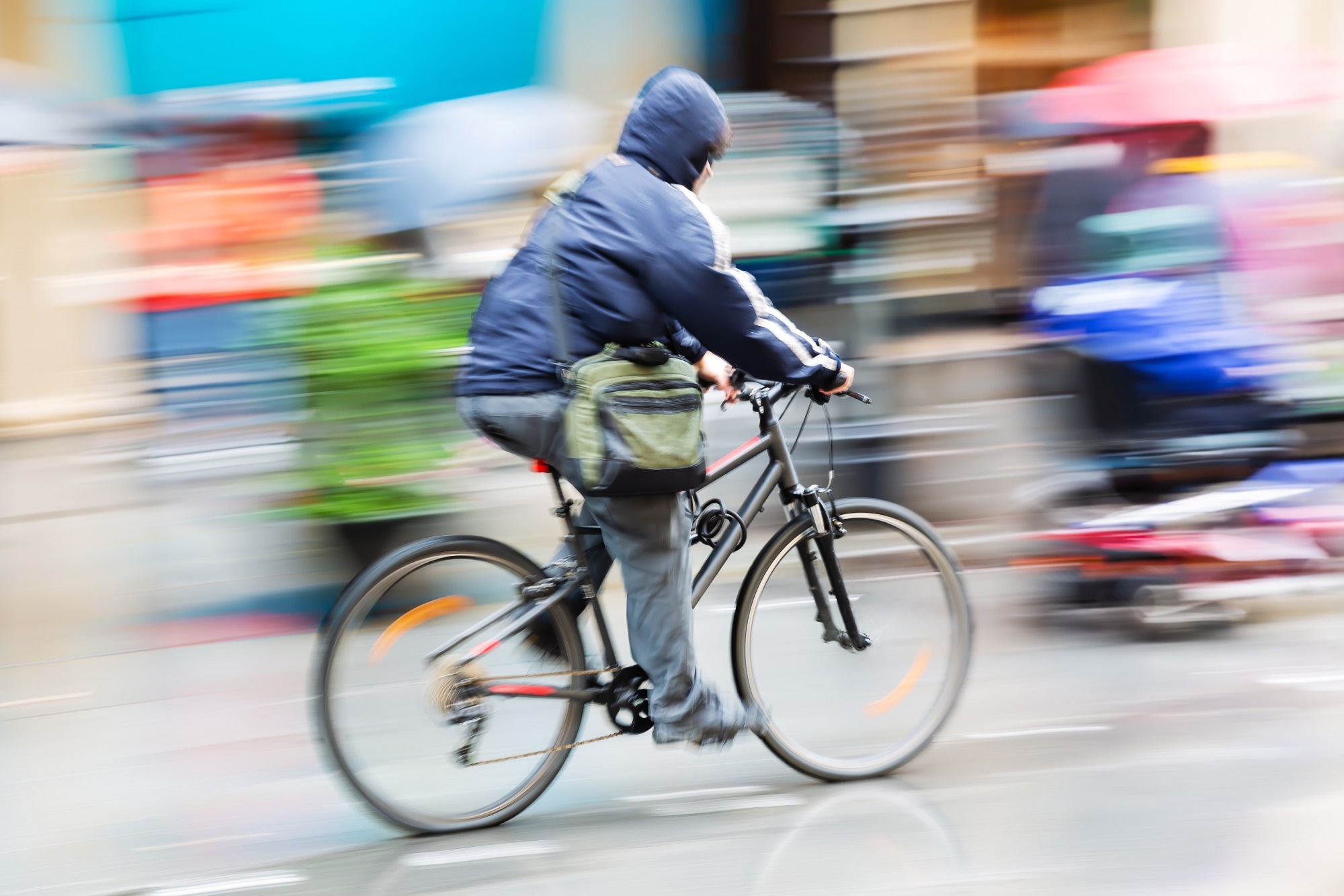 Study: Learned Dynamic Phase Coding: Reconstructing Videos from Single-Motion Blurred Images. Image credit: Christian Mueller/Shutterstock